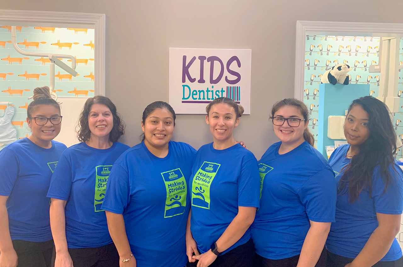 Dental team members participating in SEDOL 5 K